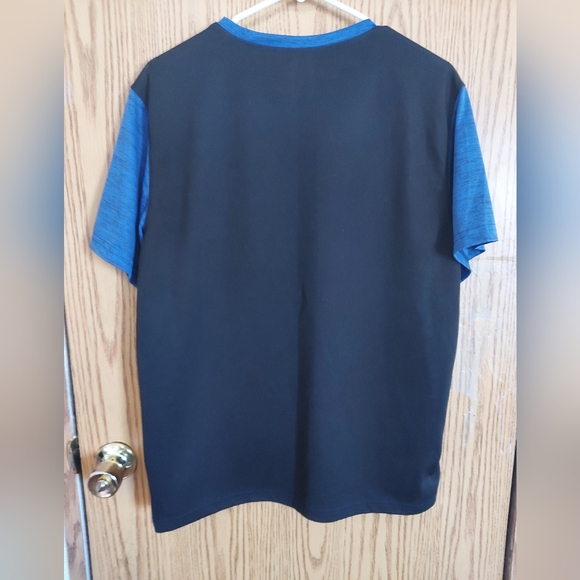 3/$30 Large Men Active Wear - Picture 3 of 4